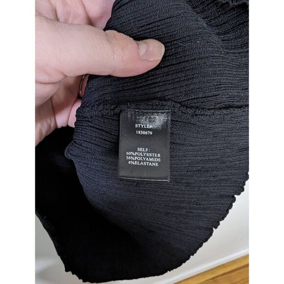 Current Air Los Angeles Black Ruffled Sleeveless Sweater Tank Top - Size S - Picture 7 of 7